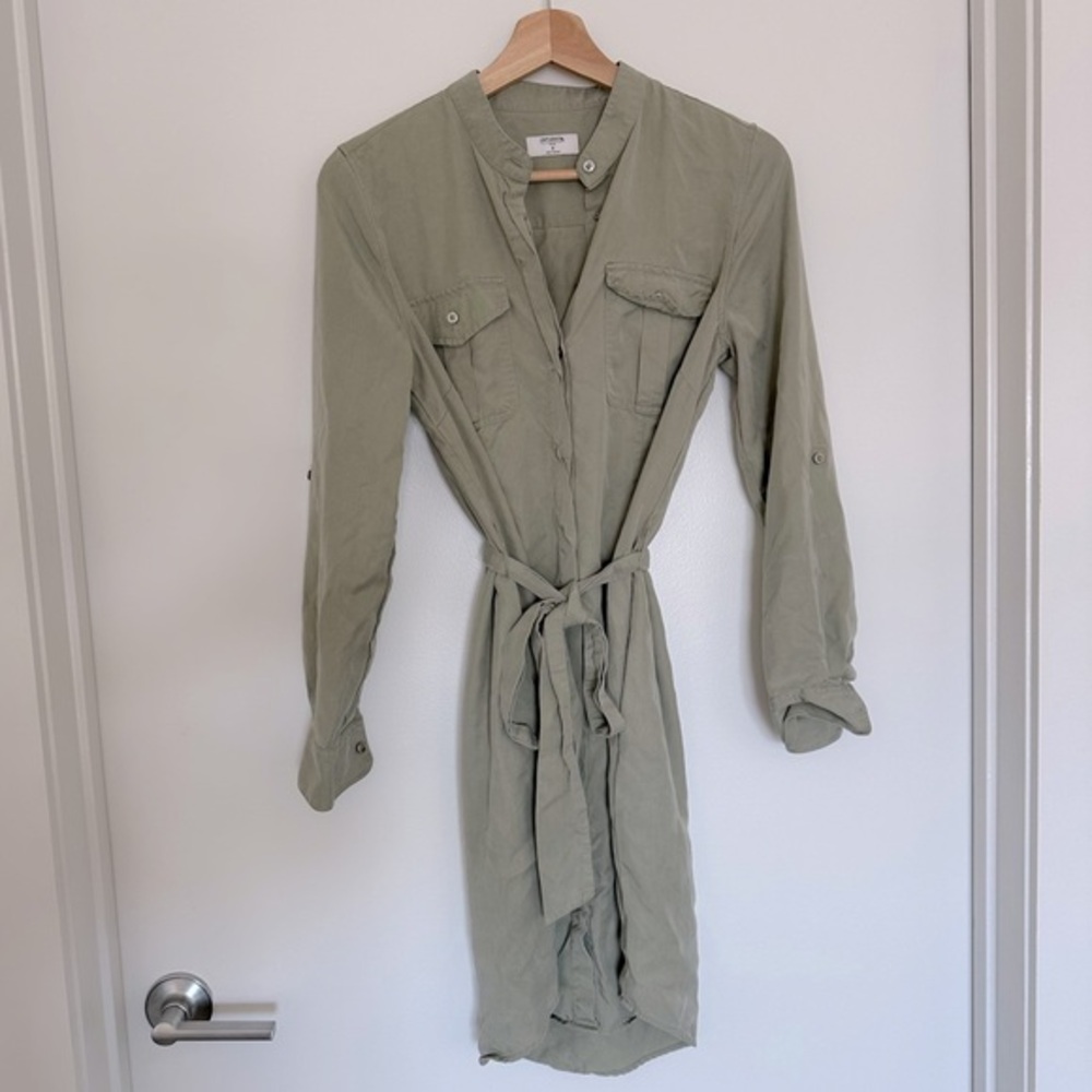 UNTUCKit Olivia Lyocell Shirt Dress in Olive Green - Size 4